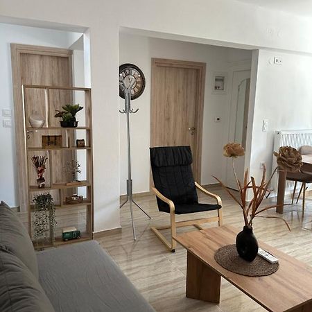 Bakopoulos Resort Ένα Όμορφο Και Ήσυχο Διαμέρισμα Στα Τρίκαλα Exteriör bild
